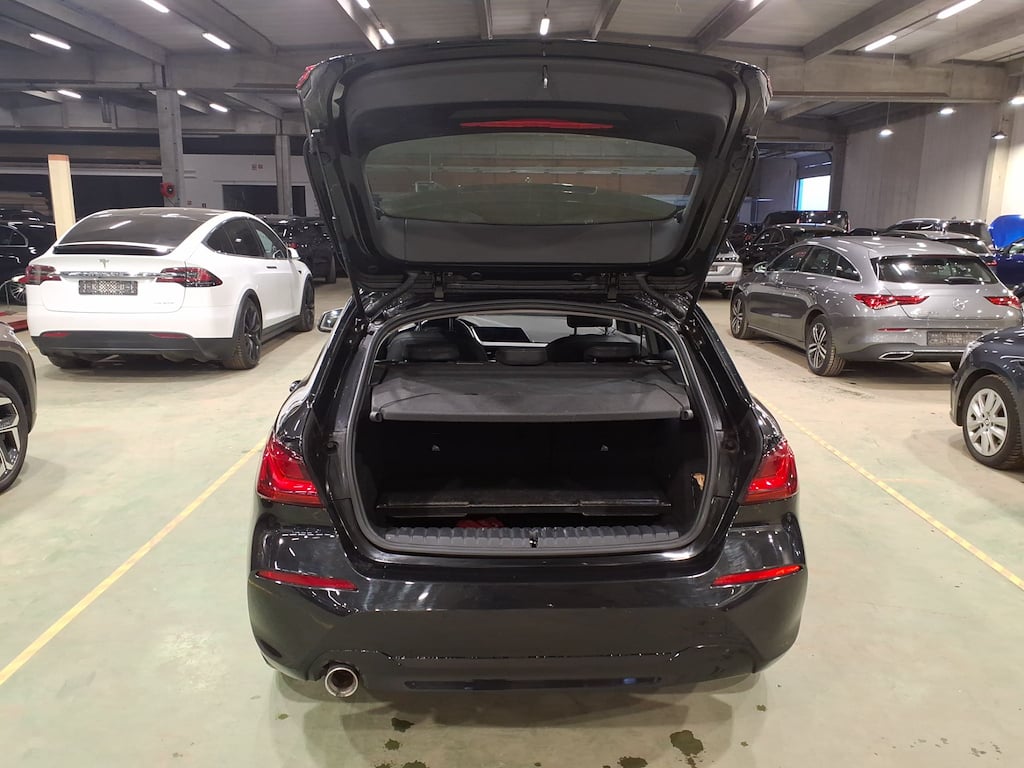 BMW 1-serie 1.5 116DA (85KW) photo