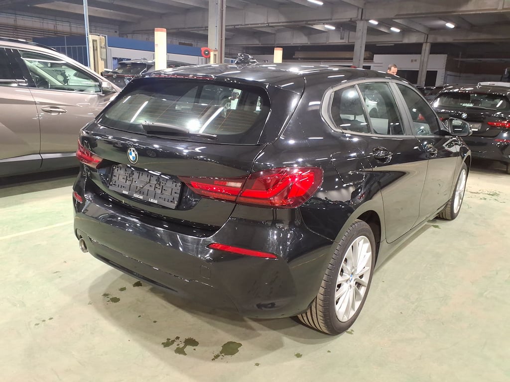 BMW 1-serie 1.5 116DA (85KW) photo