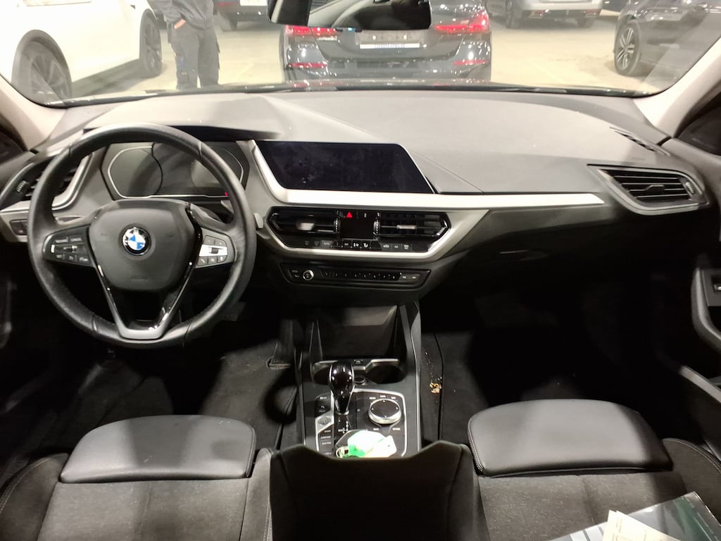 BMW 1-serie 1.5 116DA (85KW) photo