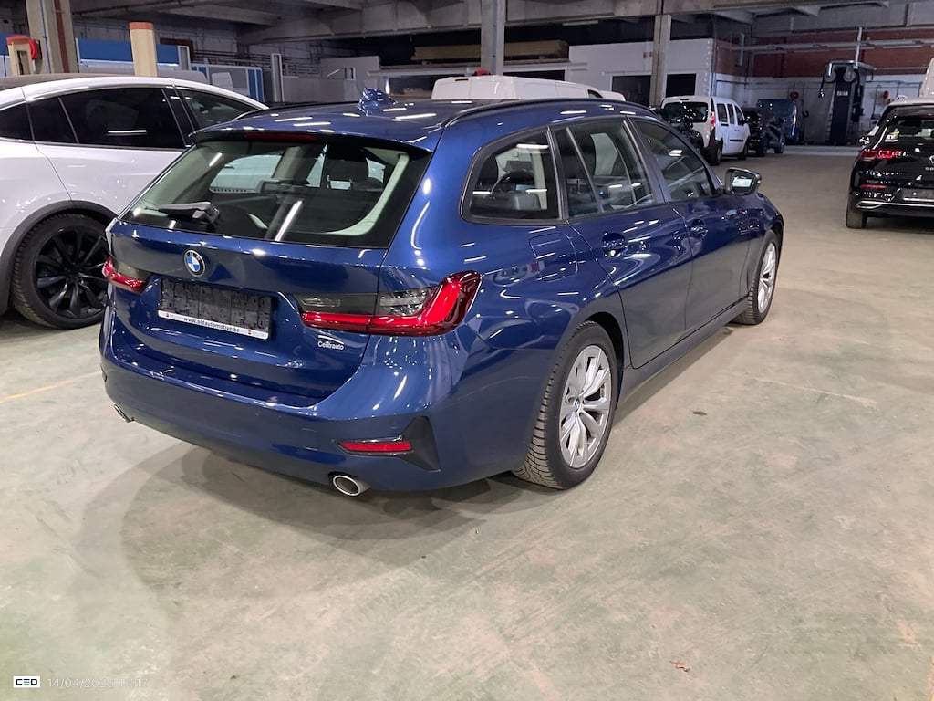 BMW 3 SERIES TOURING 2.0 316DA (90KW) TOURING photo