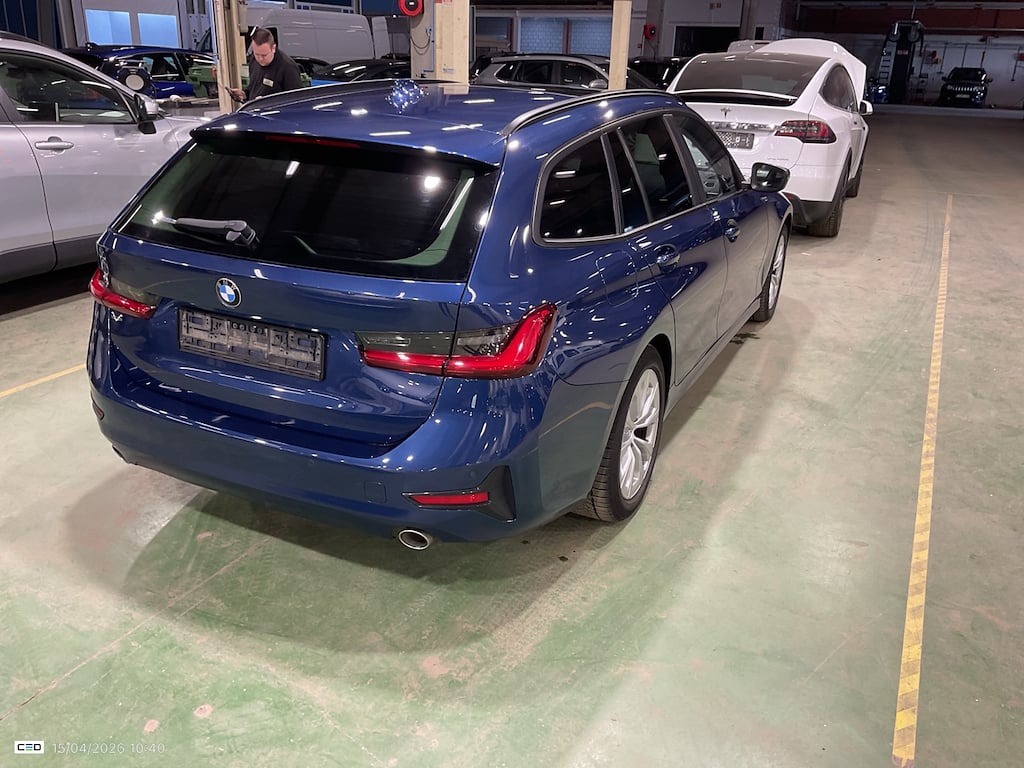 BMW 3 SERIES TOURING 2.0 316DA (90KW) TOURING photo