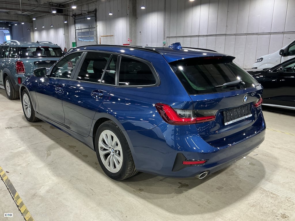 BMW 3 SERIES TOURING 2.0 318DA (100KW) TOURING photo