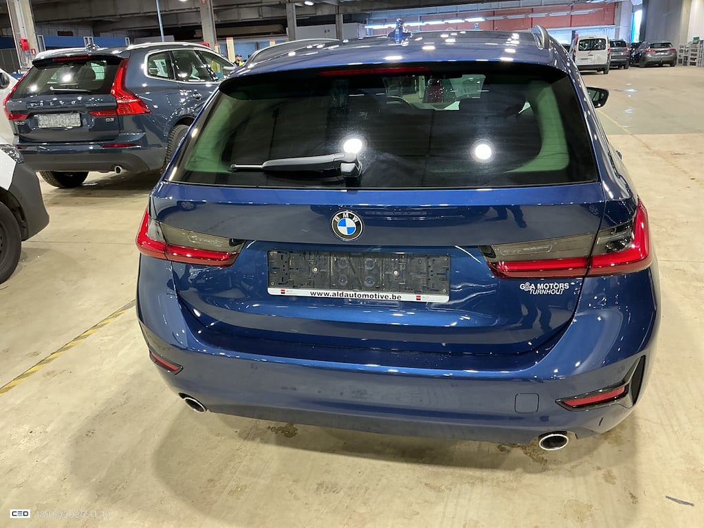 BMW 3 SERIES TOURING 2.0 318DA (100KW) TOURING photo