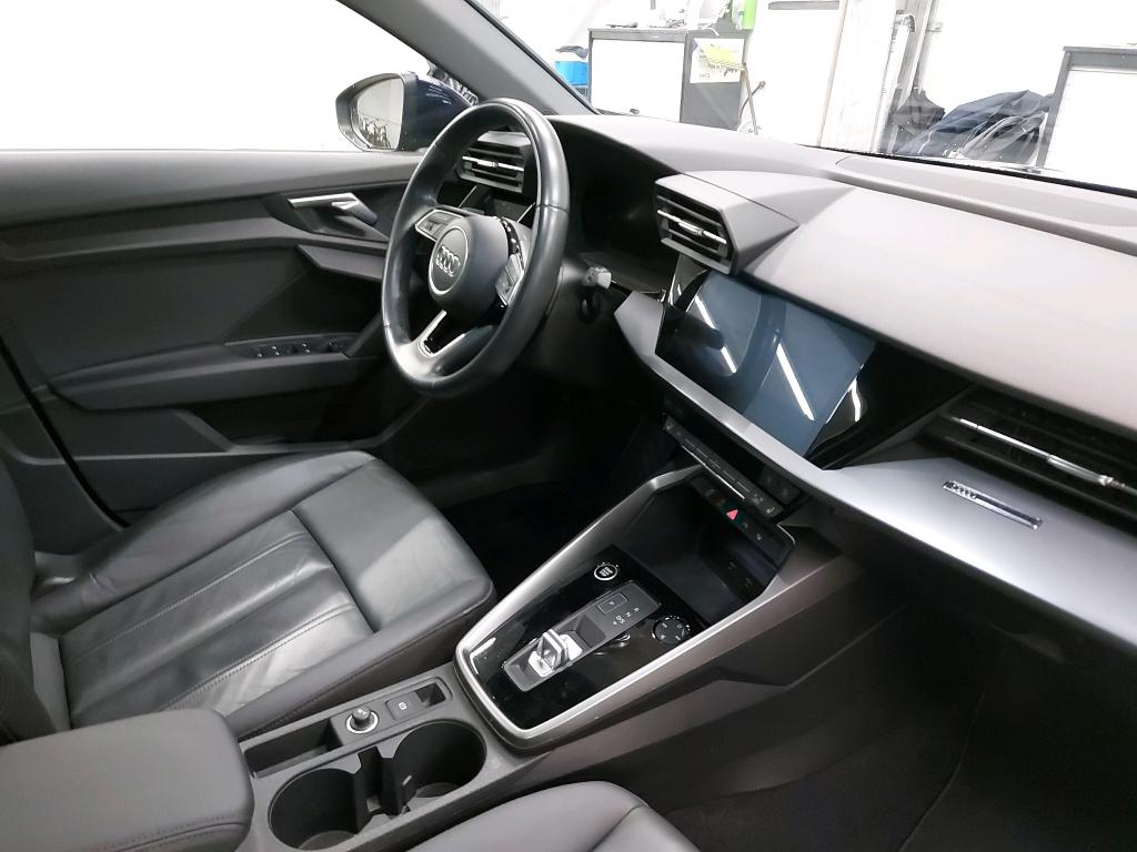 AUDI - AUD A3 SB 30 TDi 116PK S-Tronic Business Edition Pack Business Plus &amp; Pano Roof photo