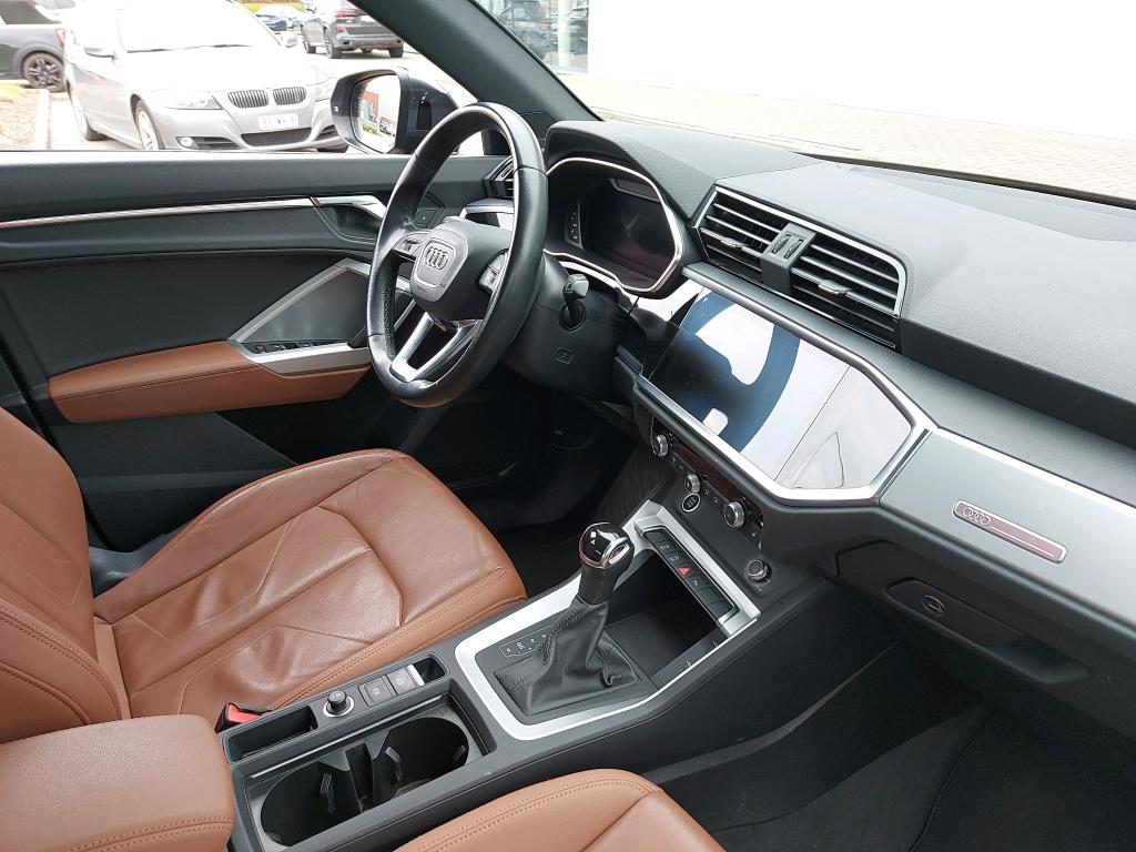 AUDI - AUD Q3 35 TDI 150PK S-Tronic S Line Business Edition Pack Platinum &amp; Shadow Look &amp; Comfort Key &amp; Towing Hook photo