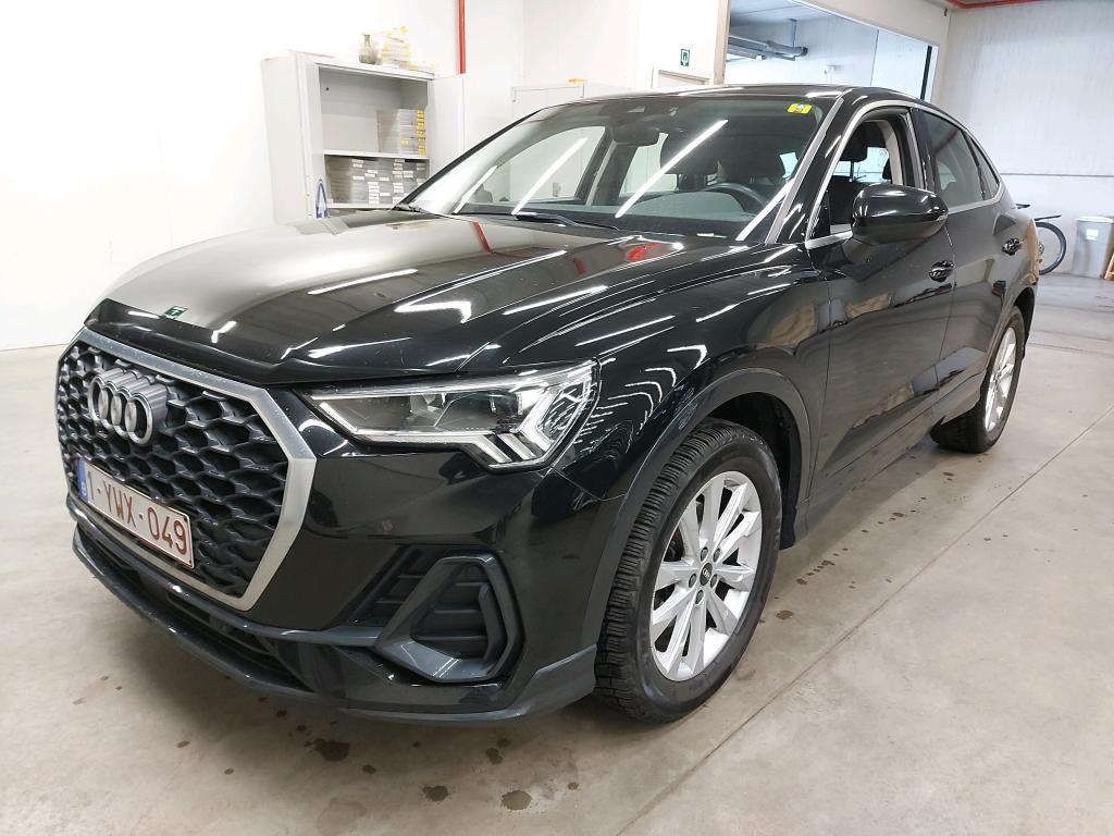 AUDI - AUD Q3 SB 35 TFSI 150PK Pack Platinum With Heated Seats &amp; LED &amp; APS Front &amp; Rear &amp; Camera &amp; Pano Roof   * PETROL *