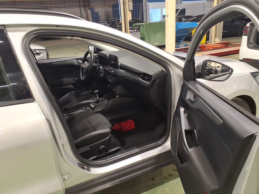 FORD FOCUS CLIPPER 1.5 ECOBLUE 88KW CONNECTED photo