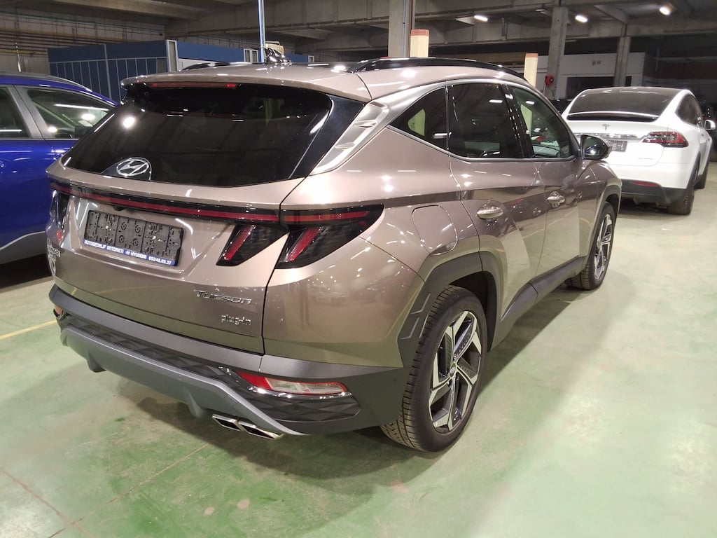 HYUNDAI TUCSON 1.6 T-GDI PHEV 4WD SHINE AUTO photo