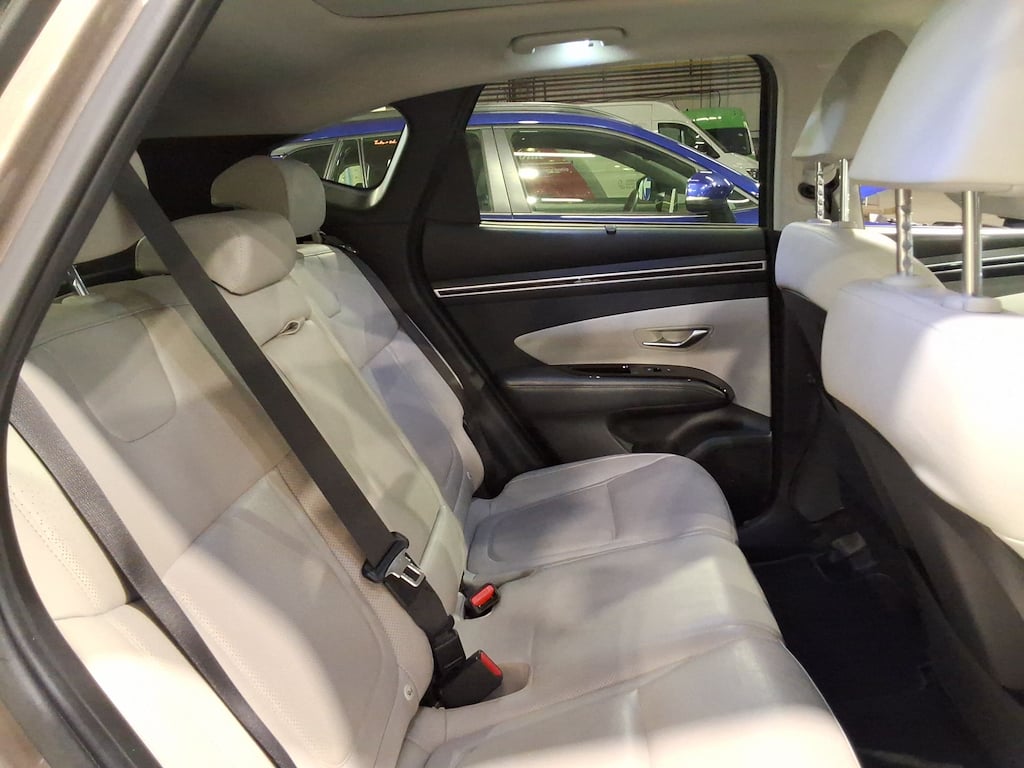 HYUNDAI TUCSON 1.6 T-GDI PHEV 4WD SHINE AUTO photo