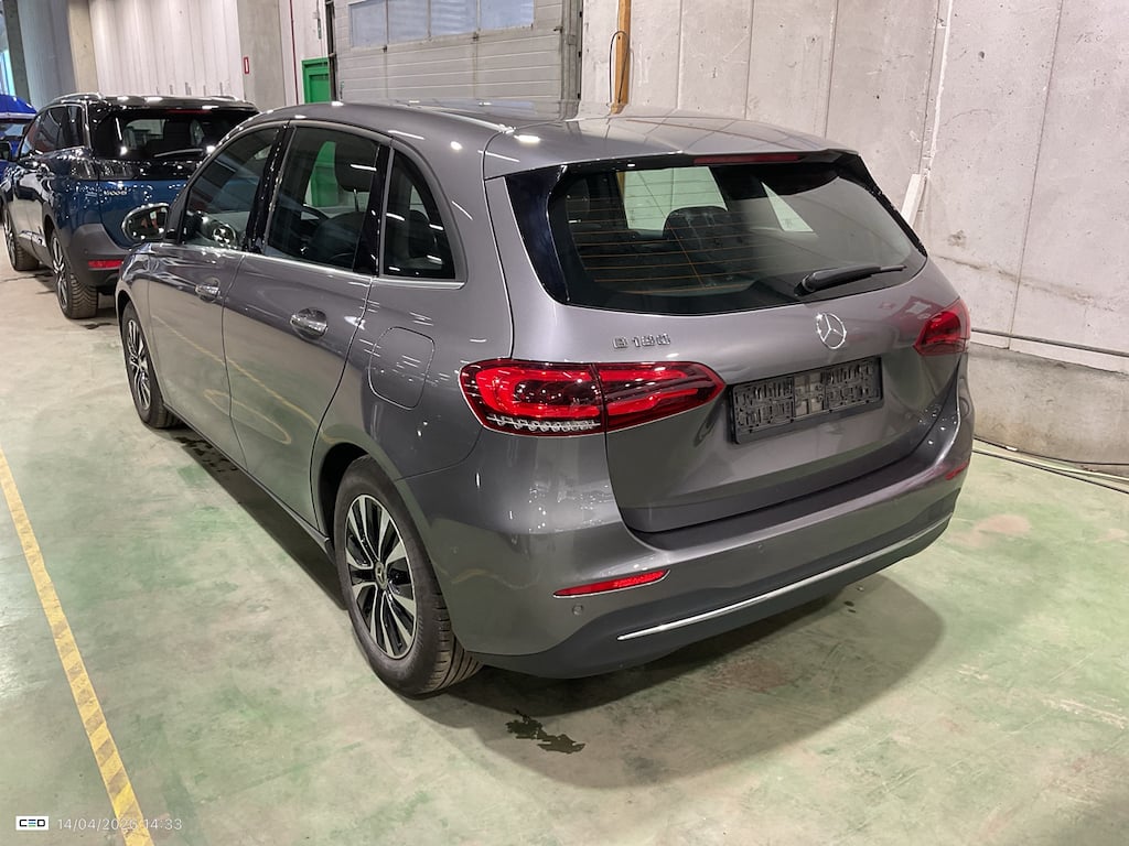 MERCEDES-BENZ B-CLASS 1.3 B 180 BUSINESS SOLUTION photo