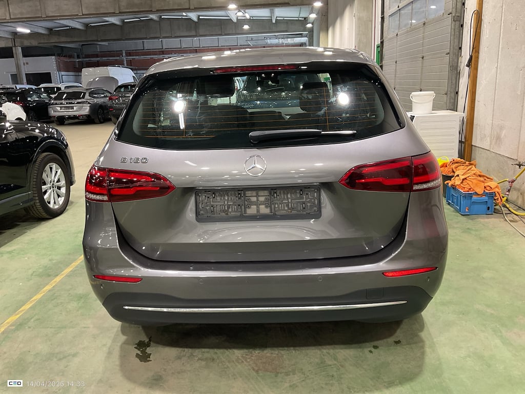 MERCEDES-BENZ B-CLASS 1.3 B 180 BUSINESS SOLUTION photo