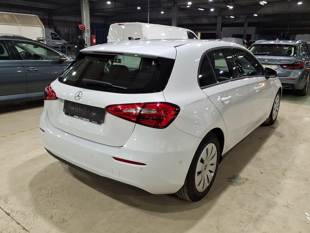 MERCEDES-BENZ CLASS A (W177) A 160 photo