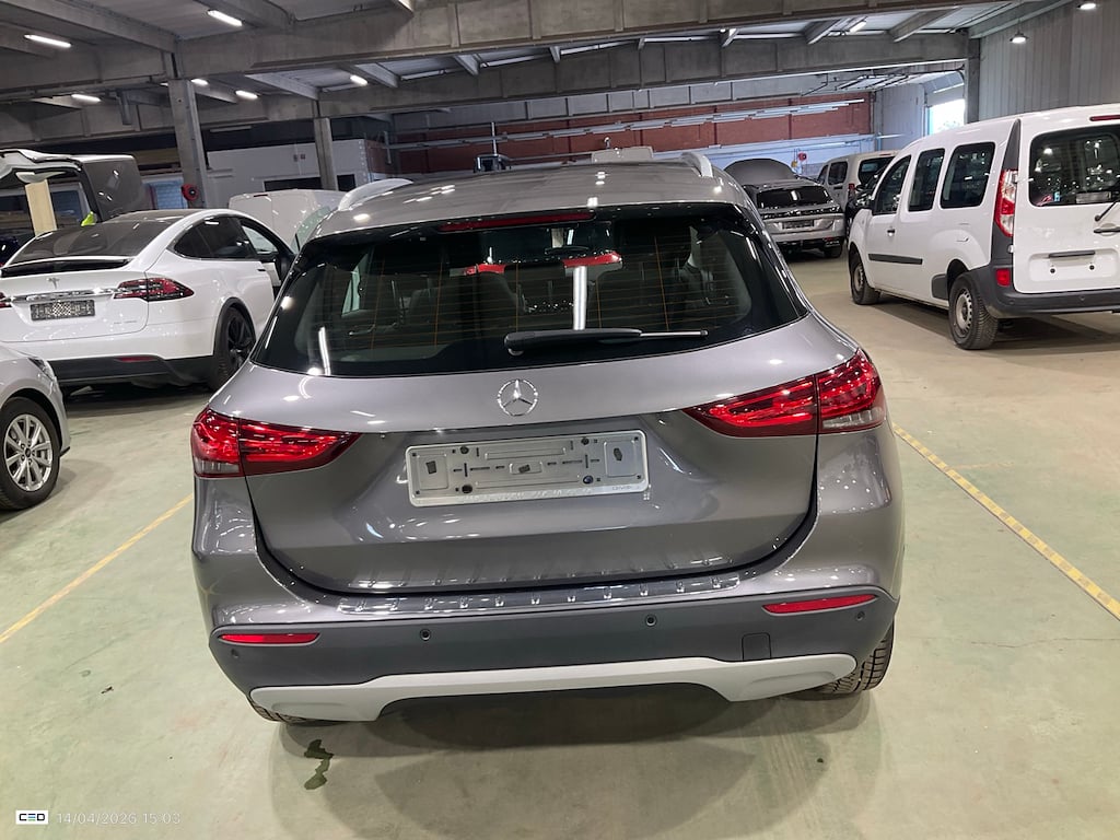 MERCEDES-BENZ GLA 2.0 GLA 180 D DCT BUSINESS SOLUTION photo