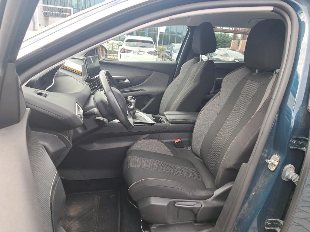 PEUGEOT 5008 1.5 BLUEHDI 130 ACTIVE PACK photo