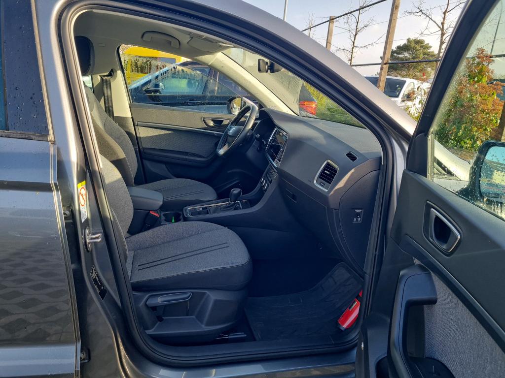 SEAT - SEA ATECA TSI 150PK DSG Move &amp; Safe &amp; Driving XL Pack &amp; Beats Audio &amp; Towing Hook * PETROL * photo