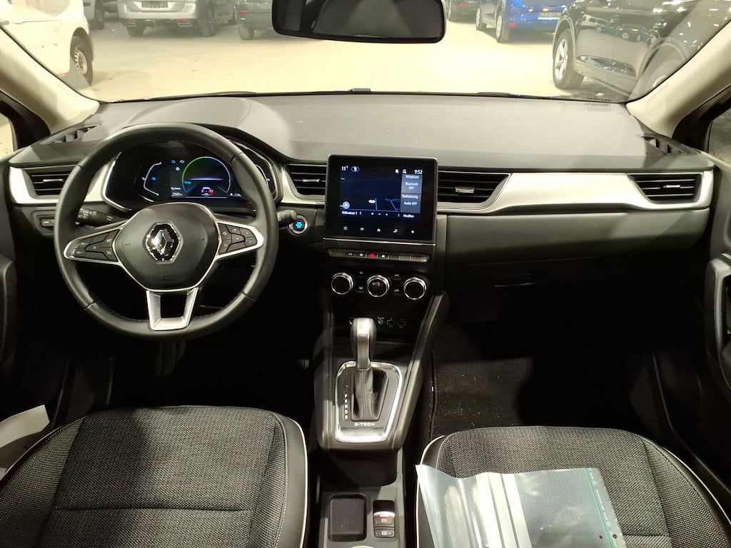 RENAULT Captur 1.6 E-TECH HYBRID 143 TECHNO photo