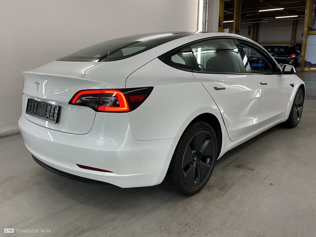 TESLA MODEL 3 BEV LONG RANGE RWD AUTO photo