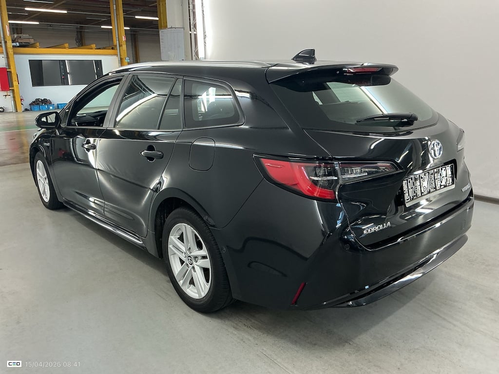 TOYOTA COROLLA TOURING SPORTS 1.8 HYBRID DYNAMIC E-CVT photo