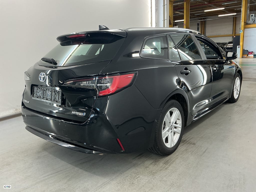 TOYOTA COROLLA TOURING SPORTS 1.8 HYBRID DYNAMIC E-CVT photo