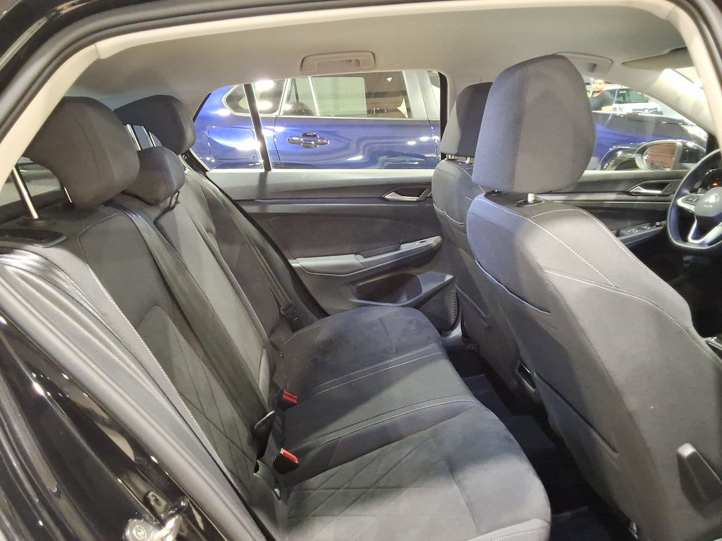 VOLKSWAGEN GOLF VIII 1.4 EHYBRID STYLE BUSINESS DSG photo