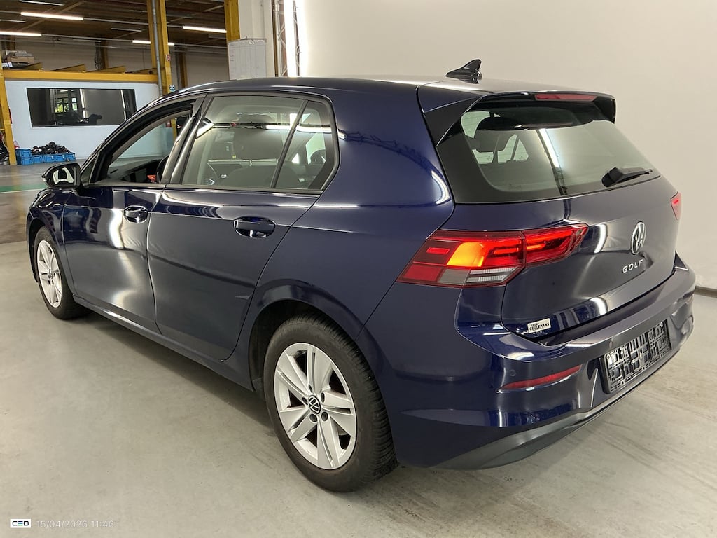 VOLKSWAGEN GOLF VIII 1.5 eTSI Life OPF DSG photo