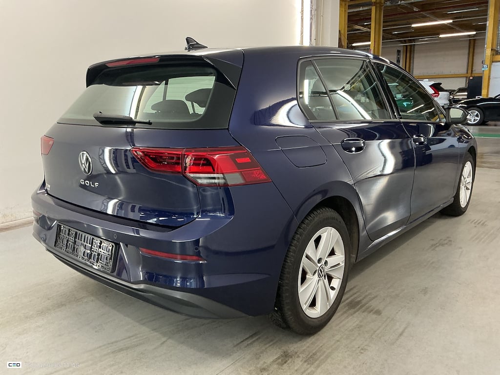 VOLKSWAGEN GOLF VIII 1.5 eTSI Life OPF DSG photo