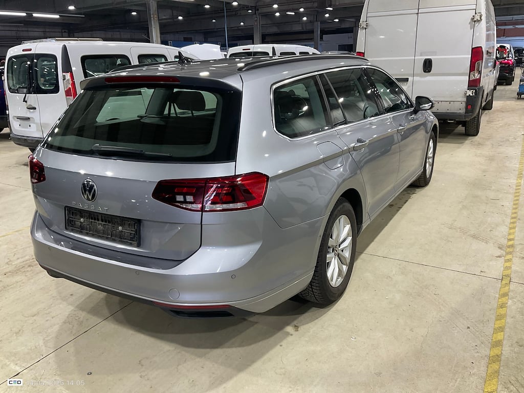 VOLKSWAGEN PASSAT VARIANT 1.5 TSI OPF VARIANT STYLE photo