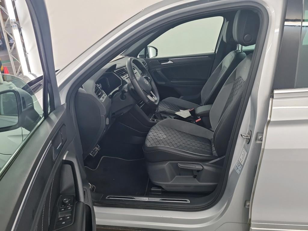 VOLKSWAGEN TIGUAN 1.4 EHYBRID R-LINE BUSINESS P DSG photo