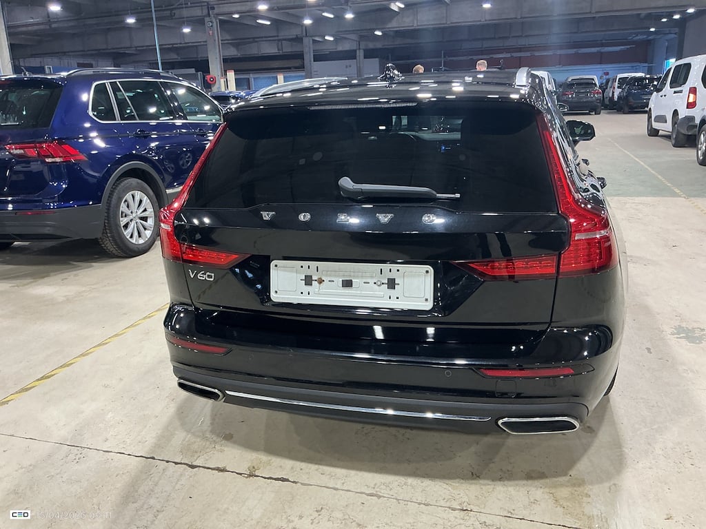 VOLVO V60 2.0 T6 RECHARGE GEARTR INSCRIPTION EXPR photo