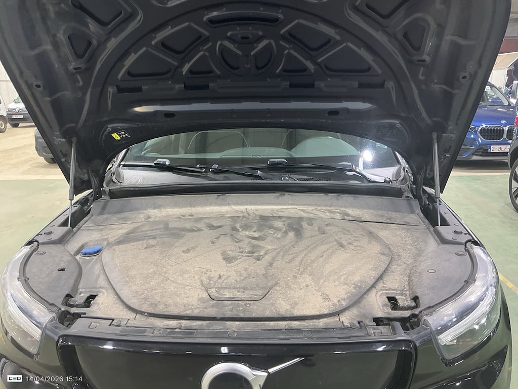 VOLVO XC40 BEV 70KWH RECHARGE PLUS photo