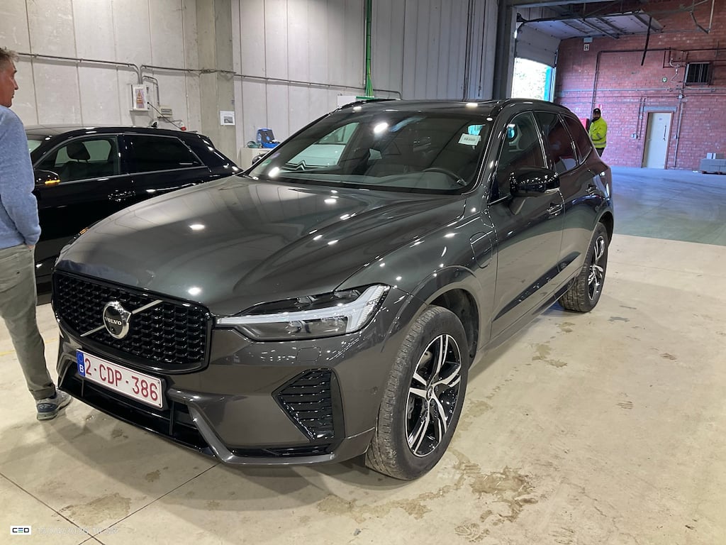 VOLVO XC60 2.0 T6 PHEV R-DESIGN AUTO 4WD