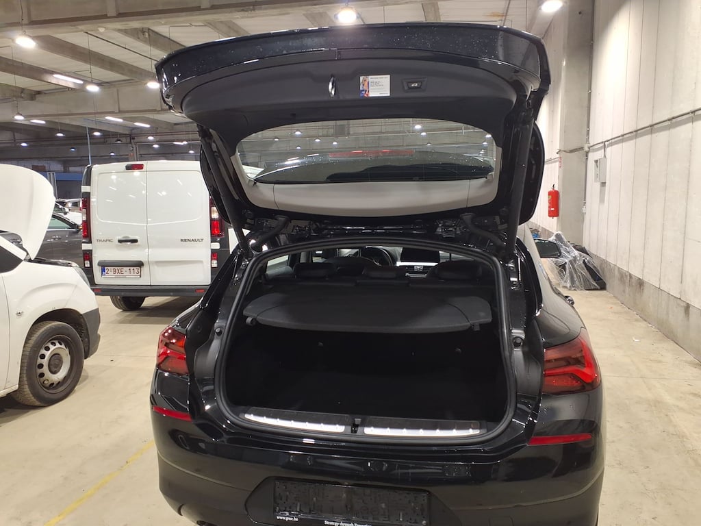 BMW X2 1.5 XDRIVE25E PHEV 162KW) photo