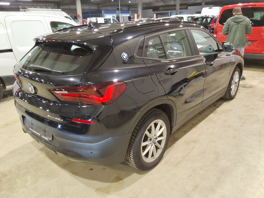 BMW X2 1.5 XDRIVE25E PHEV 162KW) photo