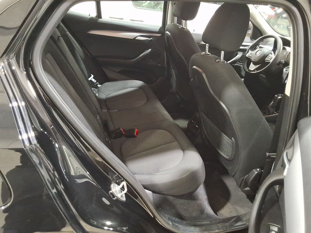 BMW X2 1.5 XDRIVE25E PHEV 162KW) photo