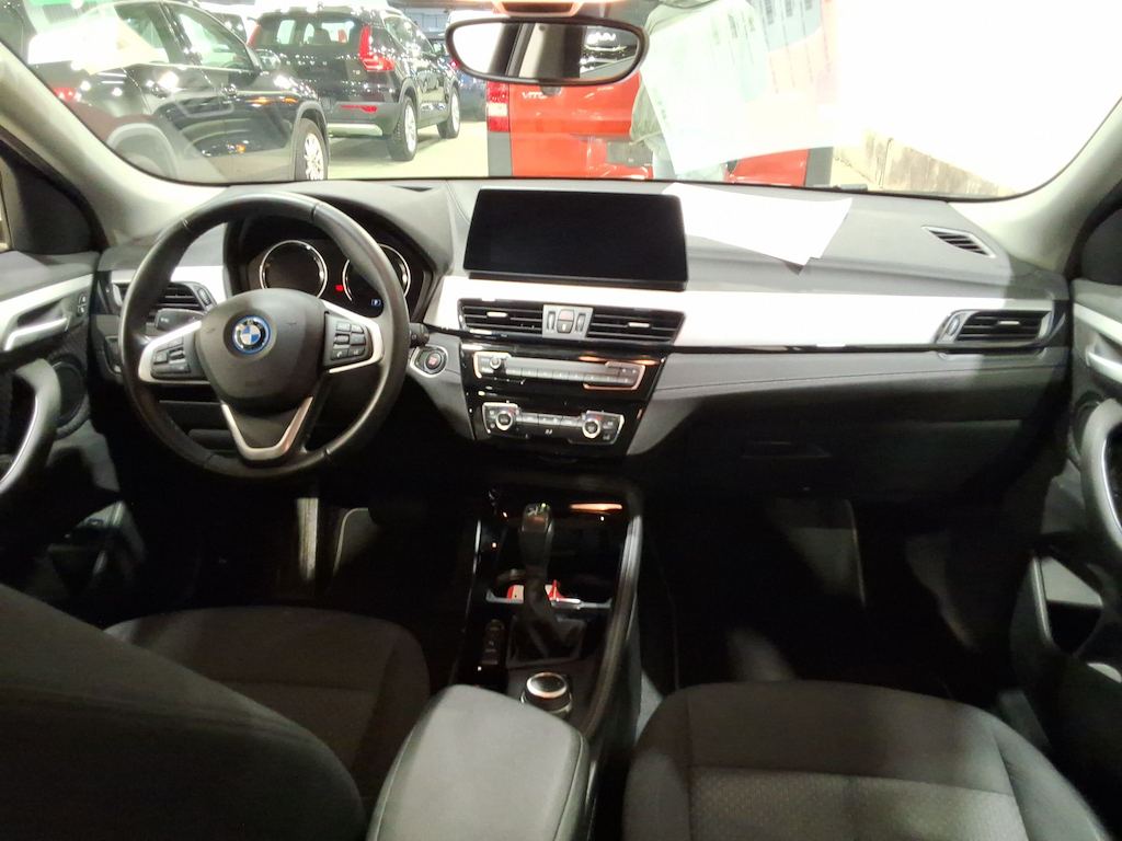 BMW X2 1.5 XDRIVE25E PHEV 162KW) photo
