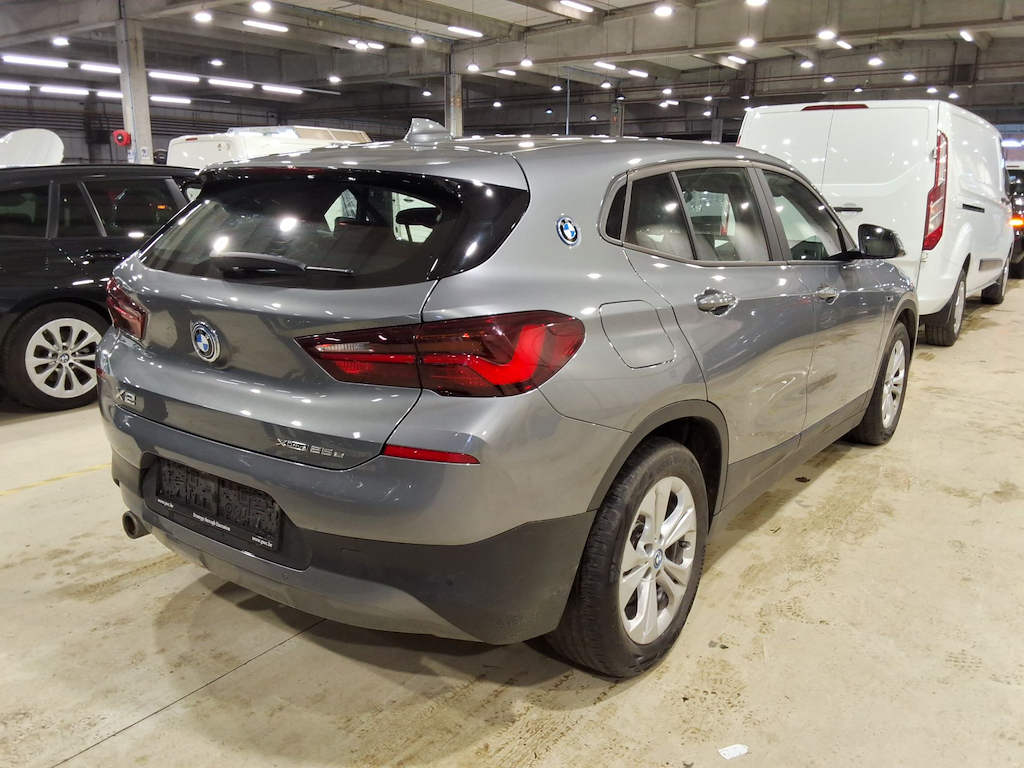 BMW X2 1.5 XDRIVE25E PHEV 162KW) photo