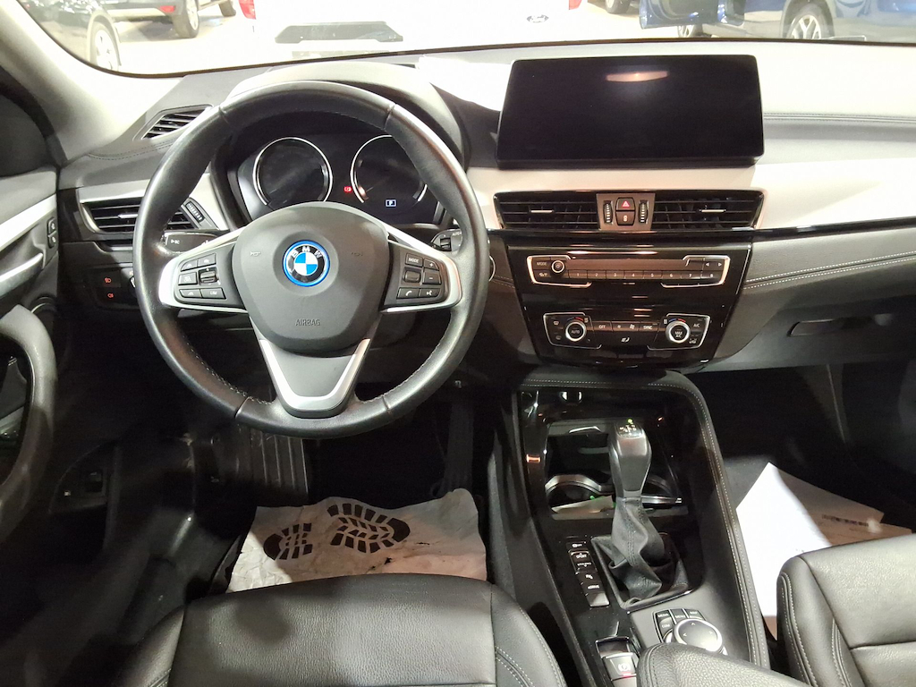 BMW X2 1.5 XDRIVE25E PHEV 162KW) photo