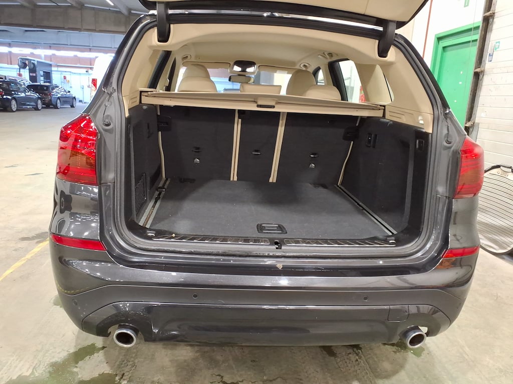 BMW X3 2.0 SDRIVE18D (100KW) AUTO photo