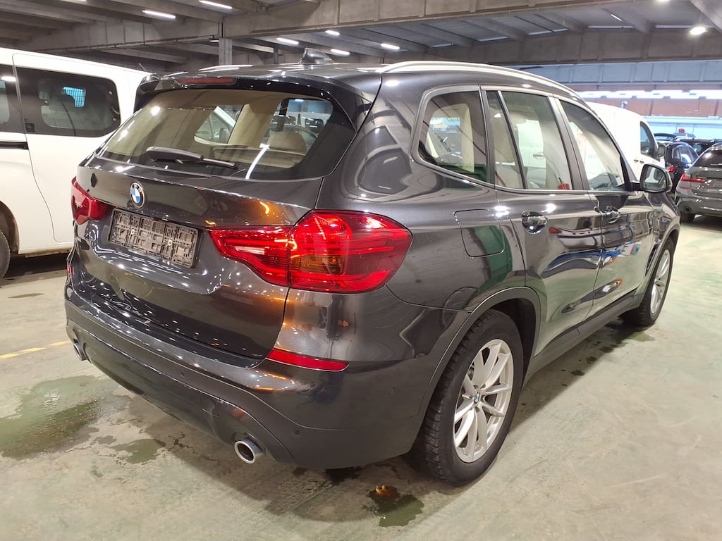 BMW X3 2.0 SDRIVE18D (100KW) AUTO photo