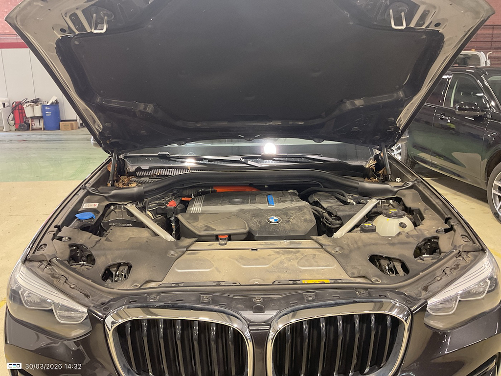 BMW X3 - 2018 2.0iA xDrive30e PHEV OPF photo