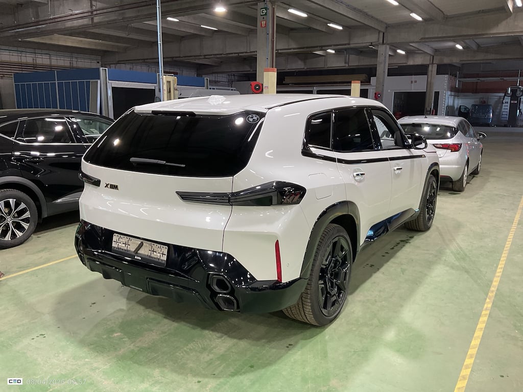 BMW XM 4.4 PHEV AUTO photo