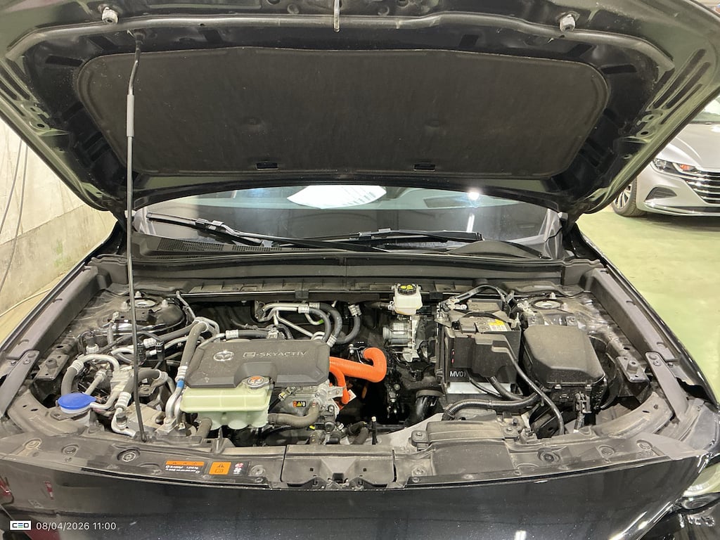 MAZDA MX-30 BEV 35.5KWH 105KW MAKOTO photo