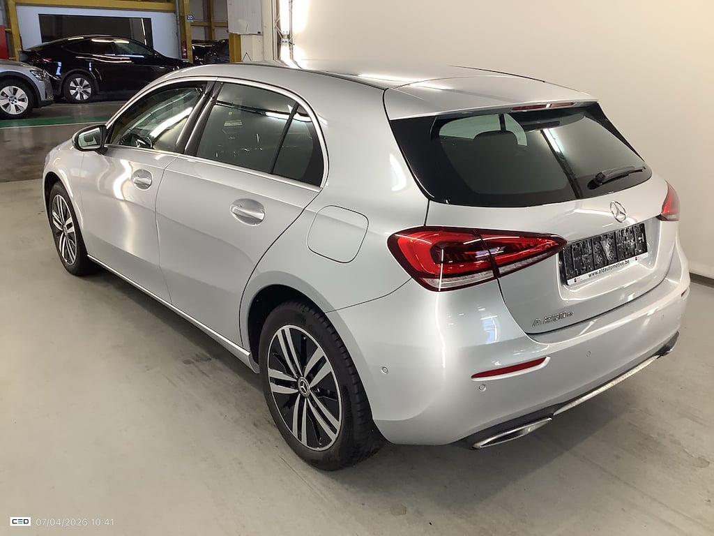 MERCEDES-BENZ A-CLASS 1.3 A 250 E LUXURY LINE DCT photo