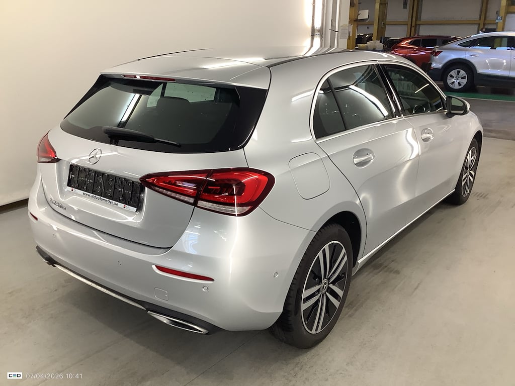 MERCEDES-BENZ A-CLASS 1.3 A 250 E LUXURY LINE DCT photo