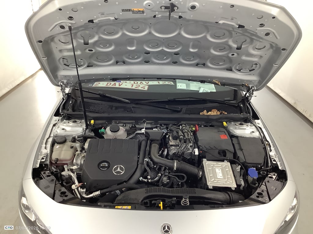 MERCEDES-BENZ A-CLASS 1.3 A 250 E LUXURY LINE DCT photo