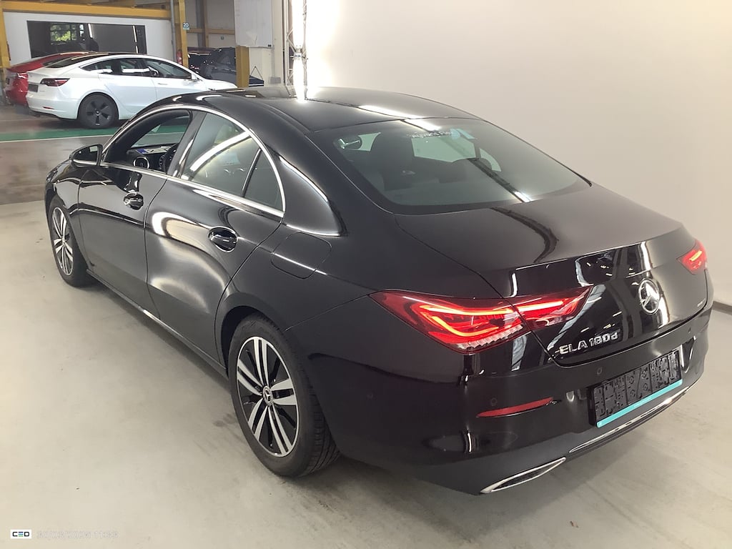 MERCEDES-BENZ CLA 2.0 CLA 180 D BUSINESS SOLUTION photo