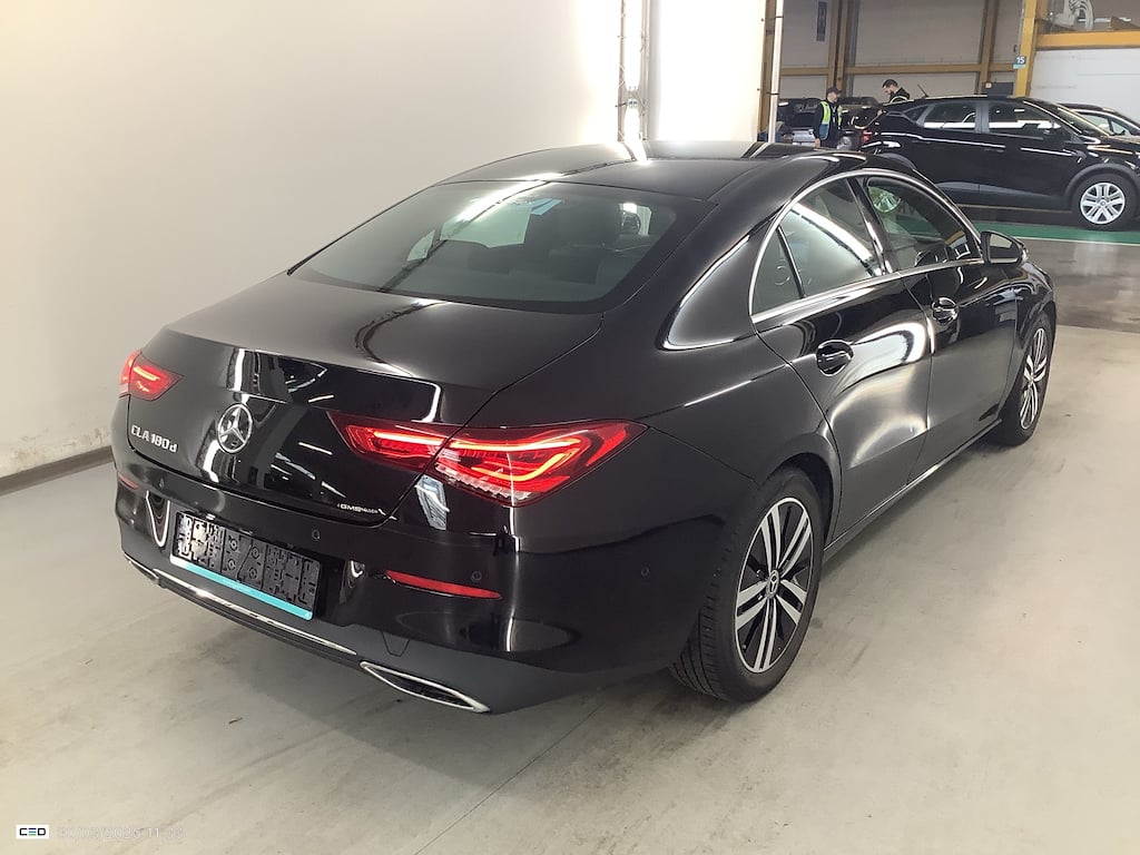 MERCEDES-BENZ CLA 2.0 CLA 180 D BUSINESS SOLUTION photo