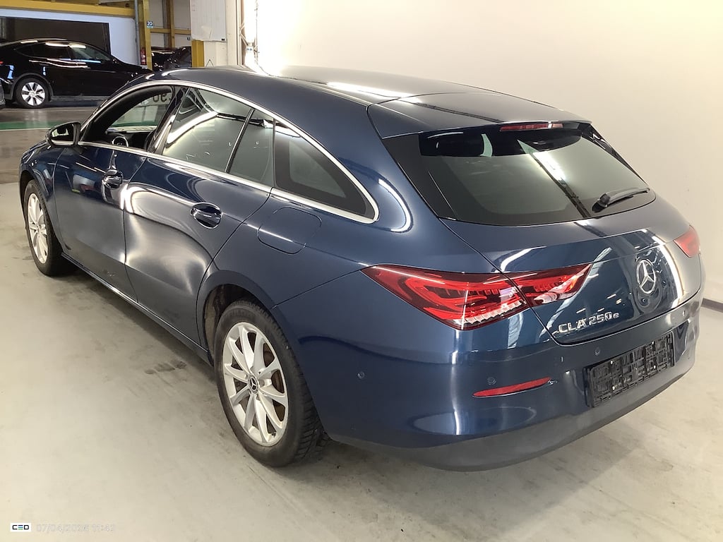 MERCEDES-BENZ CLA SHOOTING BRAKE 1.3 CLA 250 E BUSINESS LINE DCT SH BR photo