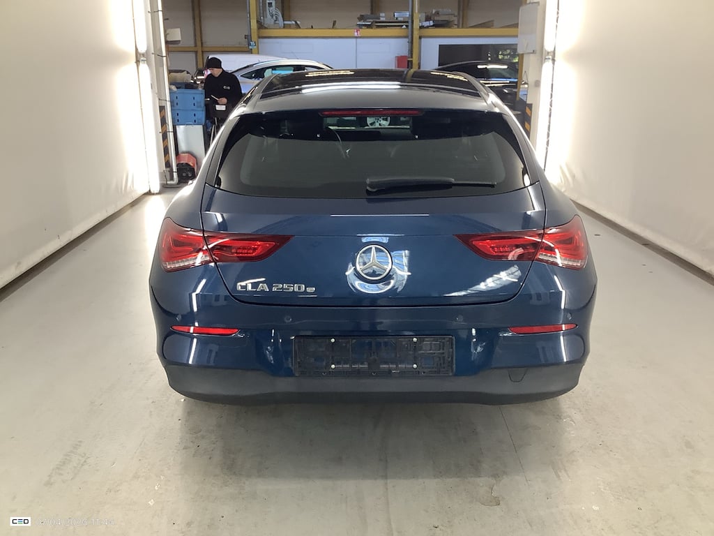 MERCEDES-BENZ CLA SHOOTING BRAKE 1.3 CLA 250 E BUSINESS LINE DCT SH BR photo