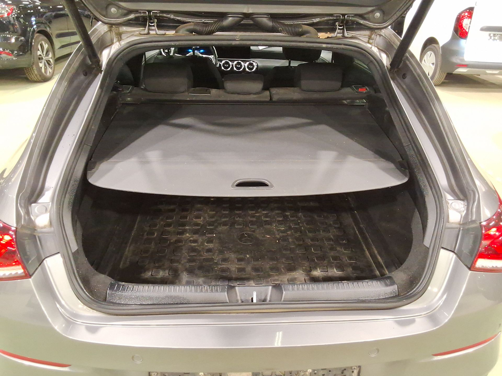 MERCEDES-BENZ CLA SHOOTING BRAKE 2.0 CLA 200 D BUSINESS SOLUTION DCT photo